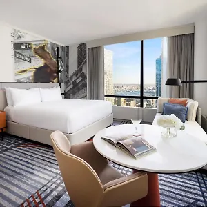 4* Szálloda Millennium Downtown